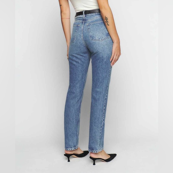 Classic Blue Women's Petite Jeans - Picture 2 of 8